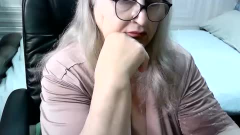 LolkaAlyss online show from February 27, 5:40 am