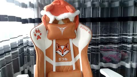 Lisa online show from March 8, 7:34 am