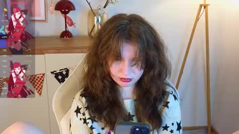 Mona online show from November 3, 2:32 pm