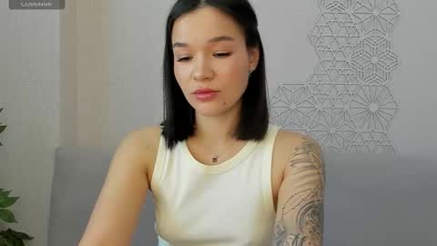 lolly_turner online show from February 28, 5:07 am