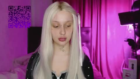 Kari online show from March 19, 7:51 pm