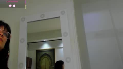 Snapshot of lolyyuno chatting on September 21, 2:43 am Loly online show from September 21, 2:43 am