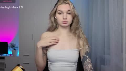 Luna online show from March 1, 2:06 pm