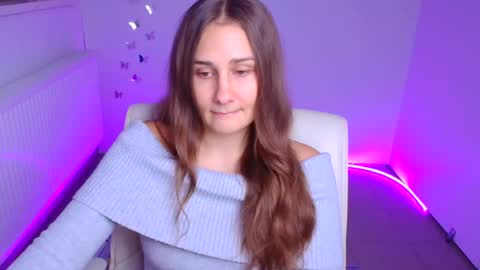 Lora online show from October 6, 5:46 am