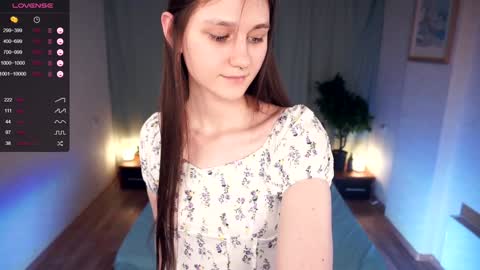 Snapshot of loradarter chatting on December 20, 5:18 pm Lora online show from December 20, 5:18 pm