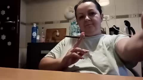 Snapshot of loraflame chatting on December 6, 11:11 am Lora online show from December 6, 11:11 am