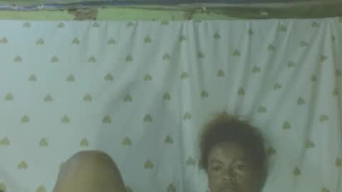 LorahVane online show from February 14, 2:46 am