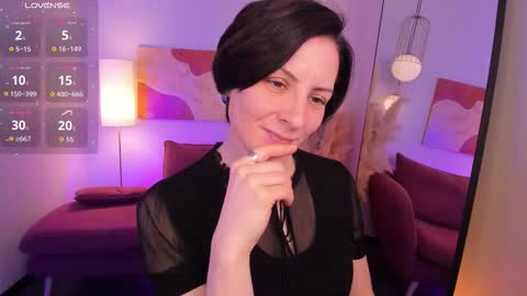 Loren online show from February 20, 1:45 pm