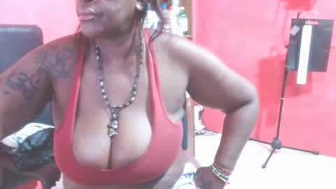 loretybigasshot online show from July 14, 2:44 pm