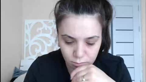 Snapshot of lorragrey chatting on February 10, 7:15 am LorraGrey online show from February 10, 7:15 am