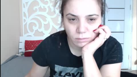 Snapshot of lorragrey chatting on January 16, 6:56 am LorraGrey online show from January 16, 6:56 am