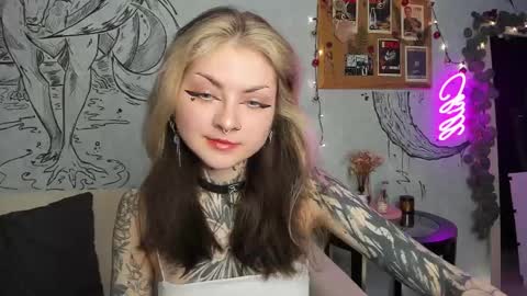 lostallice online show from December 15, 3:56 am