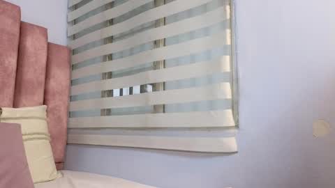 Snapshot of lou_rosse chatting on February 27, 9:47 pm  Lou Rosse  online show from February 27, 9:47 pm