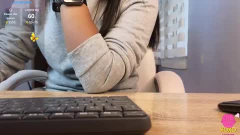 Snapshot of lou_rosse chatting on February 19, 7:59 pm  Lou Rosse  online show from February 19, 7:59 pm