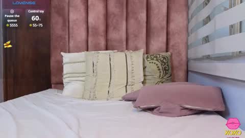 Snapshot of lou_rosse chatting on February 12, 8:07 pm  Lou Rosse  online show from February 12, 8:07 pm