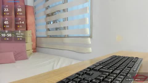 Snapshot of lou_rosse chatting on September 10, 8:31 pm  Lou Rosse  online show from September 10, 8:31 pm