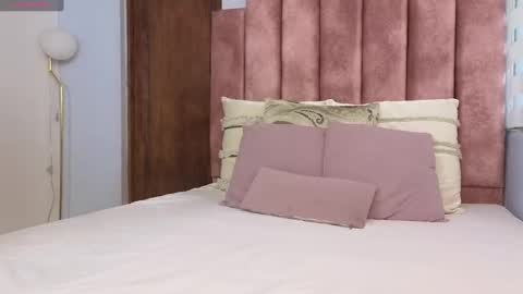 Snapshot of lou_rosse chatting on January 29, 7:32 pm  Lou Rosse  online show from January 29, 7:32 pm