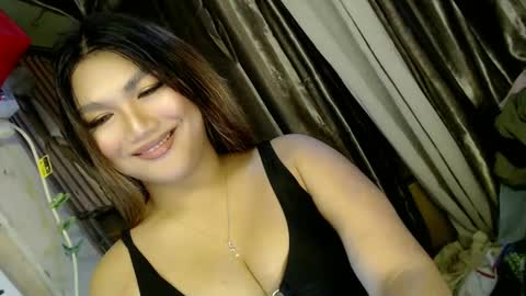 Sweet   online show from February 12, 11:07 am