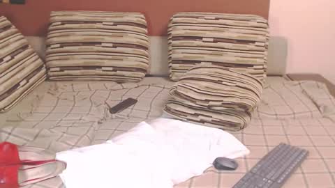 Louise Love online show from October 14, 11:57 am