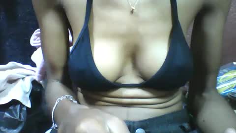 lovaelisa online show from November 19, 5:29 am