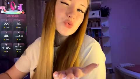 Megan online show from September 23, 5:11 pm