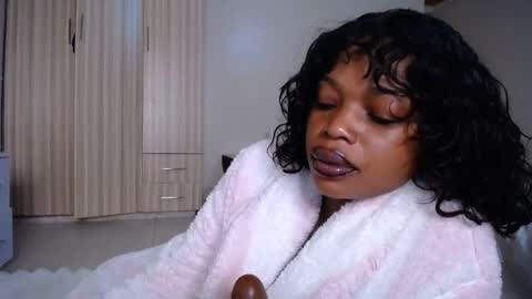 niahh online show from January 6, 12:36 am