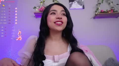 Snapshot of loveegirll chatting on February 16, 4:20 am katalina online show from February 16, 4:20 am