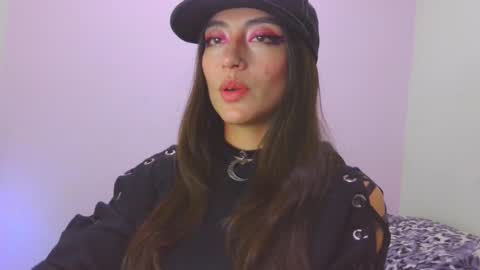 Snapshot of lovely_akira_xwx chatting on September 17, 3:04 am Tami online show from September 17, 3:04 am