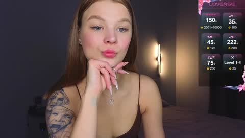 Snapshot of lovely_babyy chatting on December 10, 12:50 am Jenny online show from December 10, 12:50 am