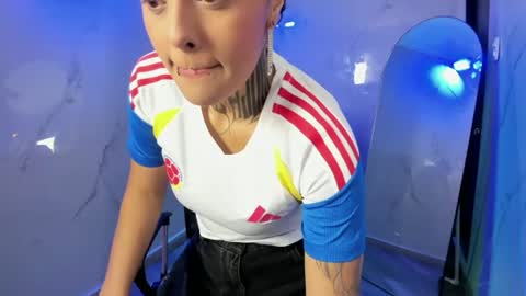 lovely_celestte online show from July 7, 1:03 pm