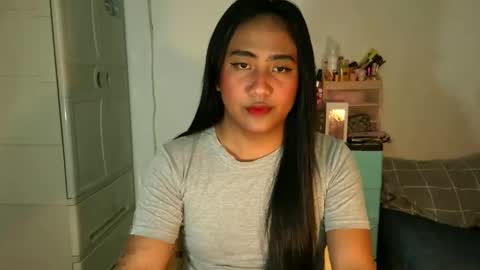 my name is NICOLE i am excited to welcome you to my room  online show from December 4, 4:08 pm