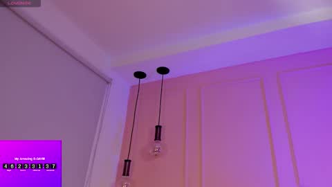 Emma online show from October 6, 1:28 pm