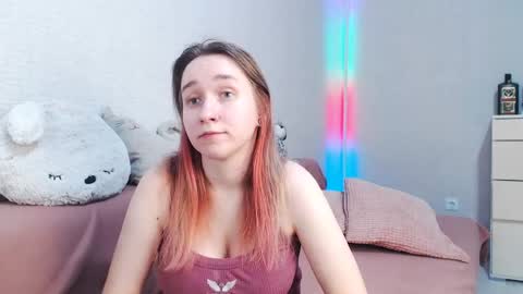 Lovely Hayley online show from April 16, 9:50 pm