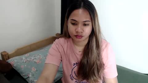 Axel online show from December 23, 1:20 am