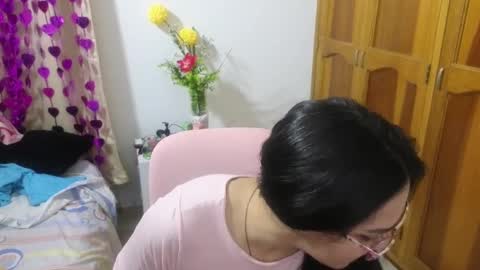 Snapshot of lovely_trix_ chatting on February 9, 11:36 am Trix online show from February 9, 11:36 am
