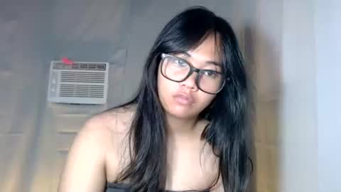 Snapshot of lovelykadita chatting on October 2, 4:28 am Kadita3 online show from October 2, 4:28 am