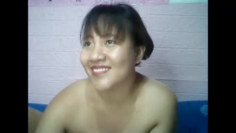 LocwlyLSYlYNXXX online show from March 5, 3:18 pm