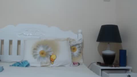 Snapshot of lovelyquey chatting on October 8, 2:38 am Angelquey online show from October 8, 2:38 am