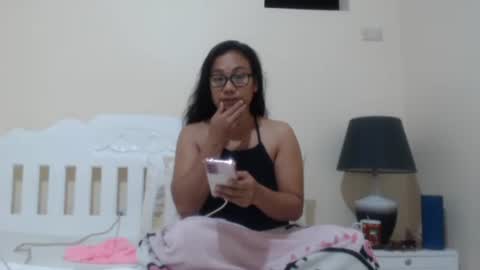 Snapshot of lovelyquey chatting on October 3, 10:04 pm Angelquey online show from October 3, 10:04 pm
