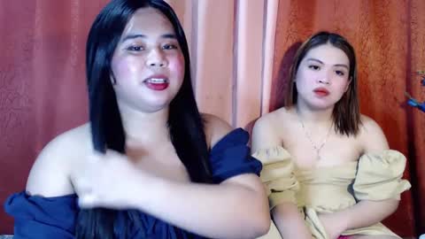 Snapshot of lovelyrhean chatting on March 12, 2:41 am Rhean online show from March 12, 2:41 am