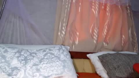 miss fancy louis online show from December 28, 5:44 am