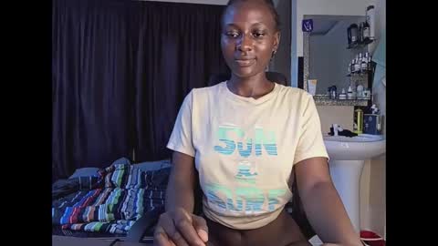 Snapshot of lovergirl2003 chatting on March 11, 6:52 pm Kate online show from March 11, 6:52 pm