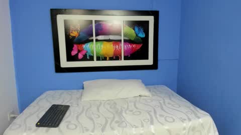 loversvalery online show from October 24, 12:34 pm