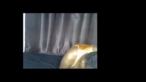 loveytiana online show from November 24, 8:11 pm