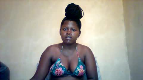 loviett online show from May 5, 2:47 am