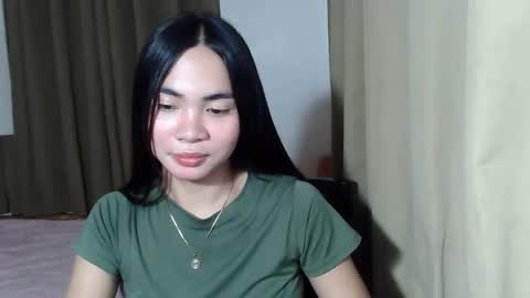 Snapshot of loving_rhean chatting on October 19, 10:50 am loving_rhean online show from October 19, 10:50 am