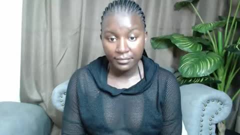 Snapshot of loyalcutie chatting on January 28, 5:00 am loyalcutie online show from January 28, 5:00 am