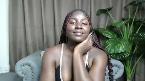 Snapshot of loyalcutie chatting on January 22, 2:24 pm loyalcutie online show from January 22, 2:24 pm