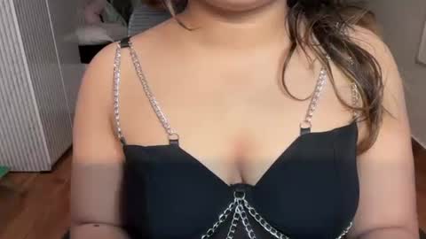 Snapshot of lubna_07 chatting on December 26, 6:01 pm slow poison online show from December 26, 6:01 pm