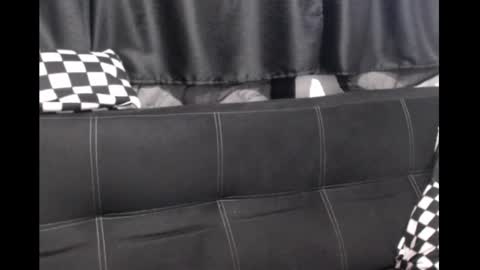 Lulu DCarton online show from January 11, 4:39 am